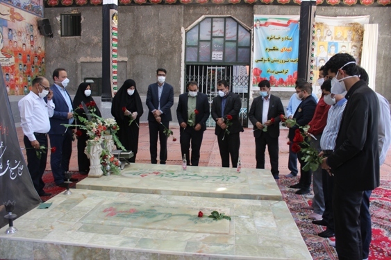 زهرا هرمزی